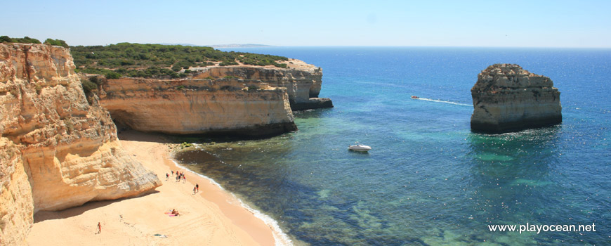 Este na Praia da Malhada do Baraço