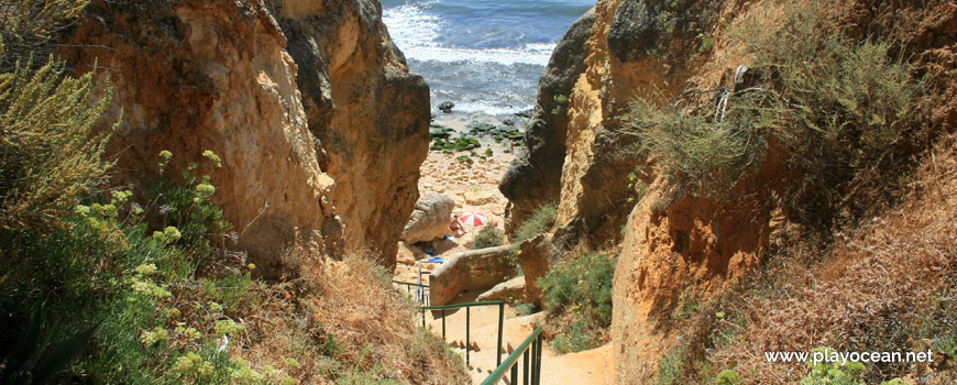 Descent to Praia Nova Beach