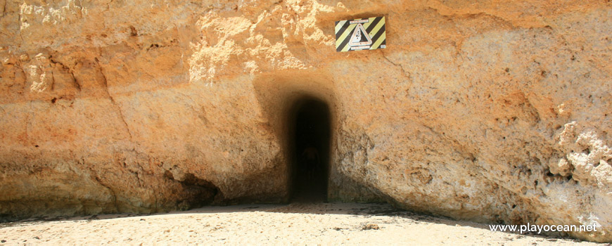 Acesso da Praia da Senhora da Rocha à Praia Nova