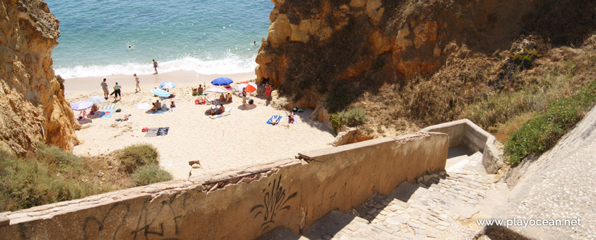 Acesso à Praia do Pinhão