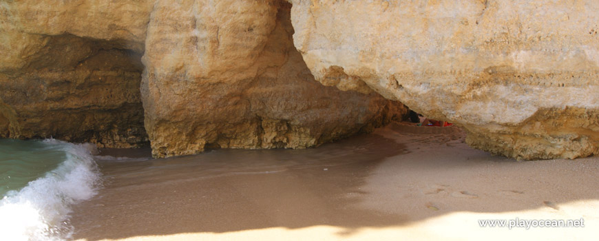 Caves at Praia do Pinhão Beach