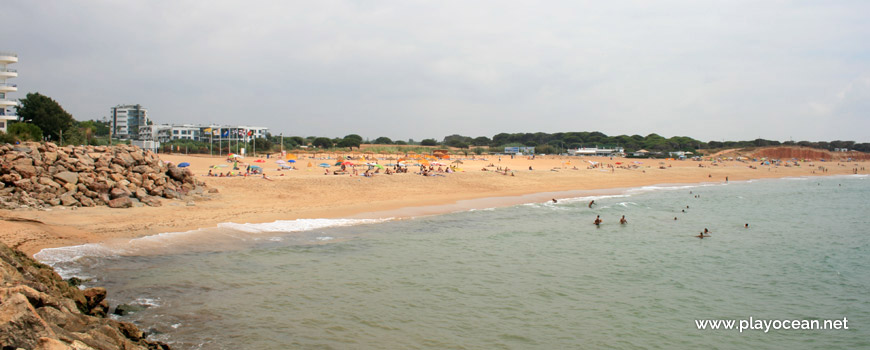 West at Praia do Forte Novo Beach