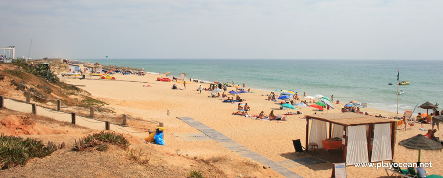 Este na Praia do Garrão (Nascente)