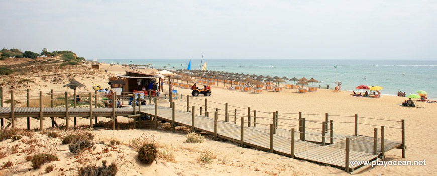 Entrance of Praia do Garrão (West) Beach