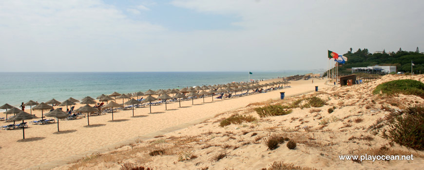Praia do Garrão (West) Beach