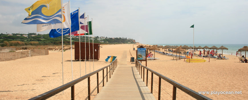 Entrance of Praia de Loulé Velho Beach