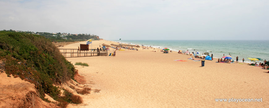 Este na Praia de Loulé Velho