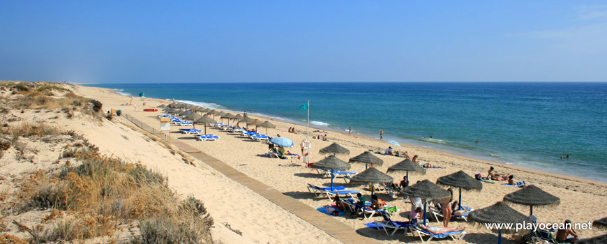 Aluguer de camas na Praia da Quinta do Lago