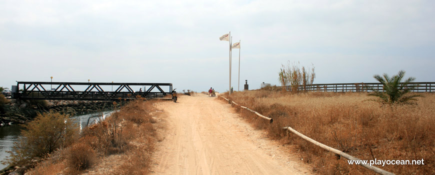 Access to Praia da Rocha Baixinha (East-Loulé) Beach