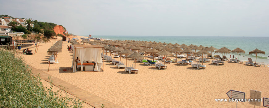 Lifeguarded area of Praia de Vale do Lobo Beach