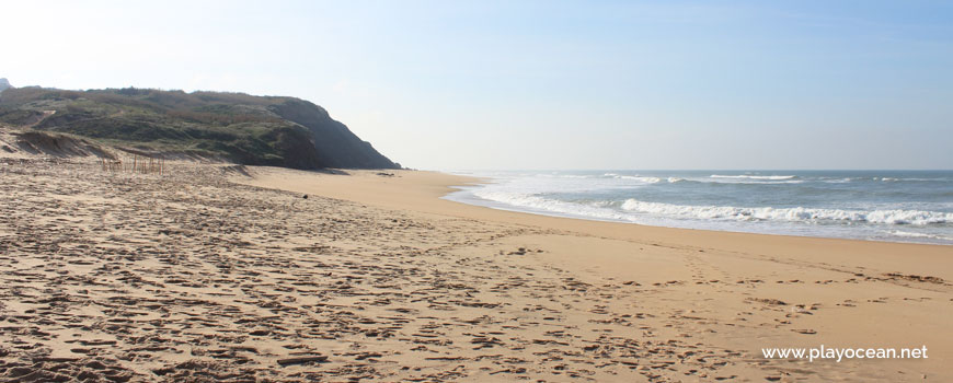 Sand, Praia do Areal Beach