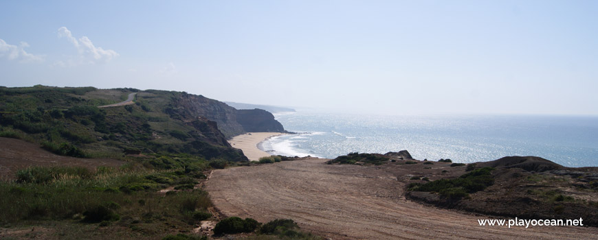 Parking at Praia do Caniçal Beach