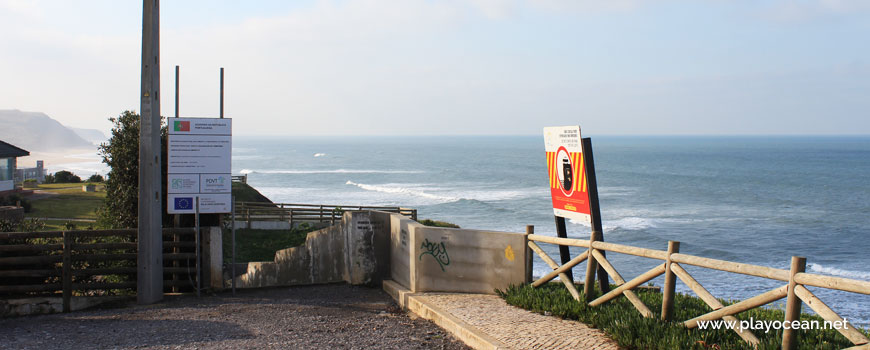 Access to Praia da Malhada Beach