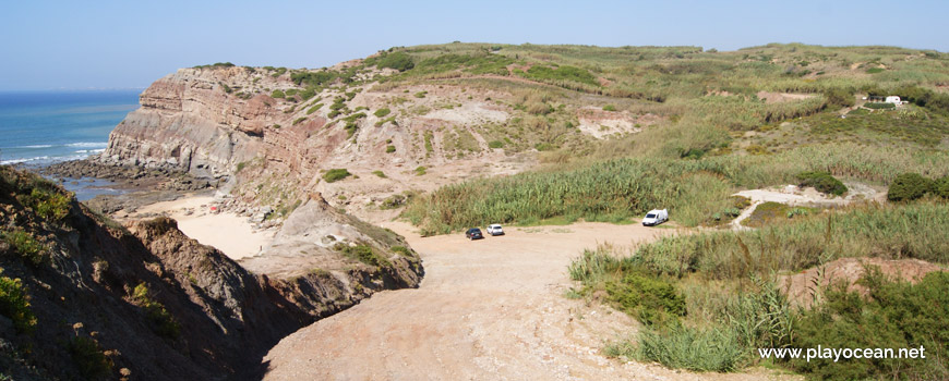 Parking at Praia do Vale dos Frades Beach