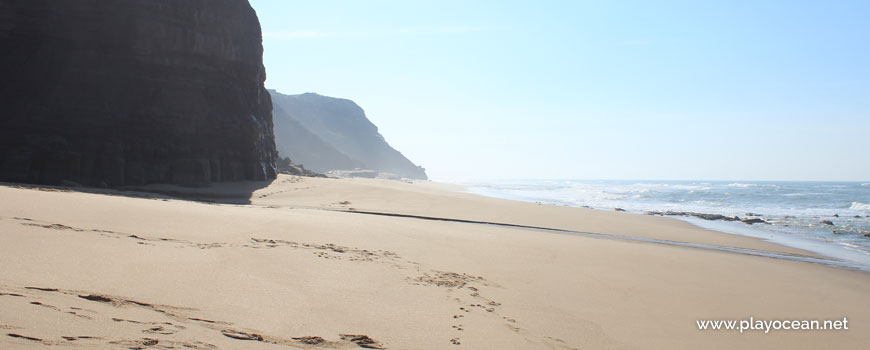 South at Praia de Valmitão Beach