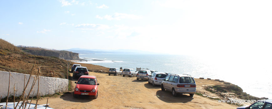 Cars at Praia dos Coxos (Surf) Beach