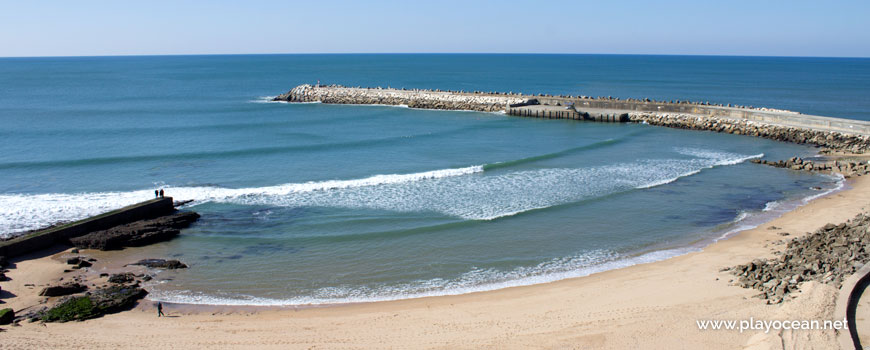 Sea at Praia dos Pescadores Beach