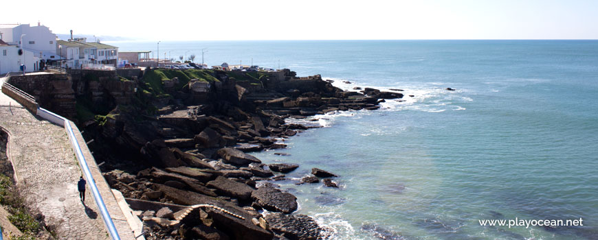 Boulders at Praia dos Pescadores Beach