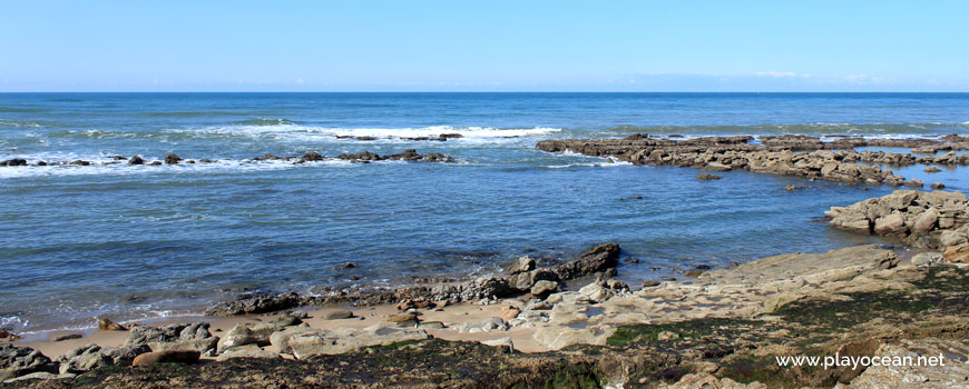 Zona de banhos na Praia de Porto Barril