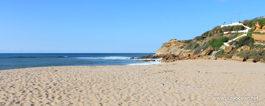 North at Praia de São Lourenço Beach