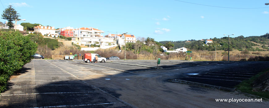 Parking at Praia de São Lourenço Beach