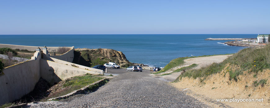 Parking at Praia do Sul Beach