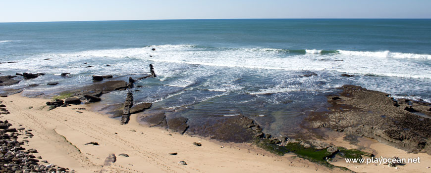 Slabs at Praia do Sul Beach