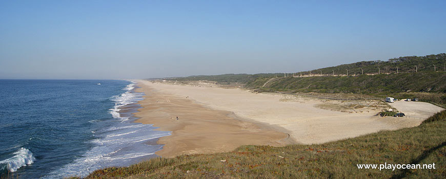 North of Praia Velha Beach