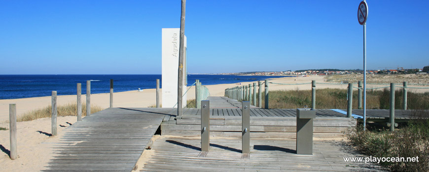 Access to Praia da Agudela Beach