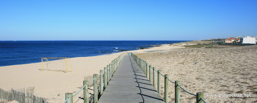 Walkway at Praia de Angeiras (North) Beach