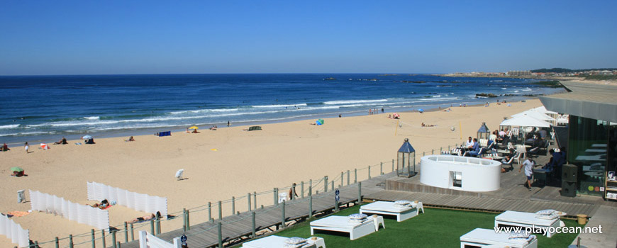 Praia do Aterro Beach, from the bar