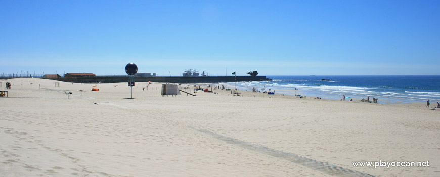 Praia de Leça da Palmeira Beach