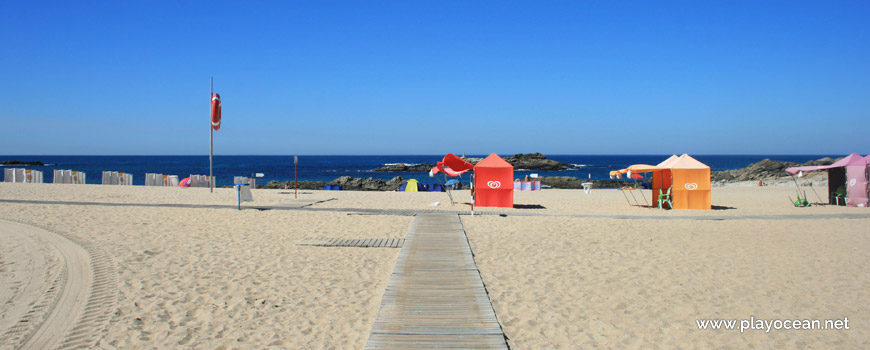 Walkways at Praia do Marreco Beach