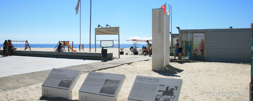 Entrance of Praia de Matosinhos Beach