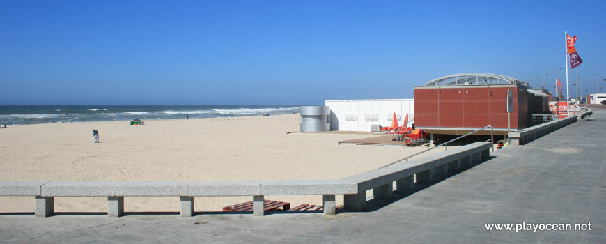 Bar, Praia da Torreira Beach