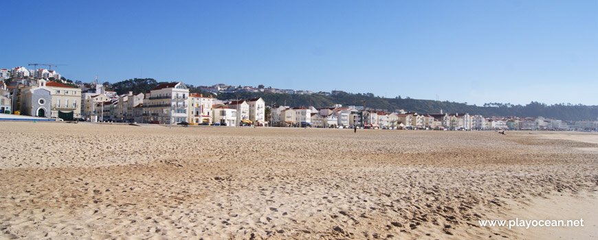 Casas da vila da Nazaré