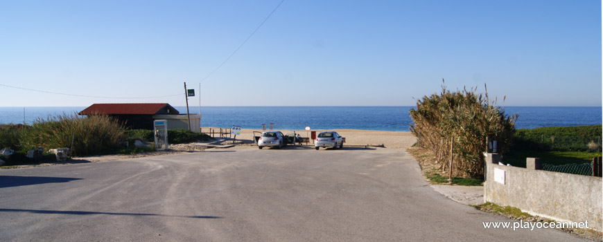 Entrance of Praia do Salgado Beach