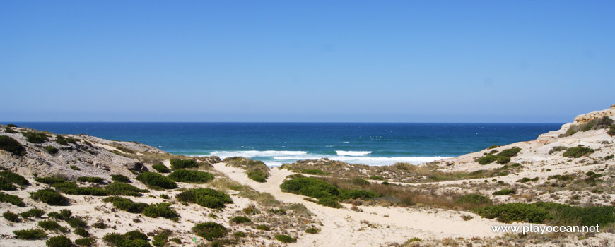 Sea and dunes at Praia de Covões Beach