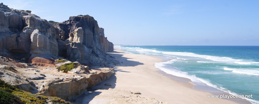 Access to Praia da Estrela Beach