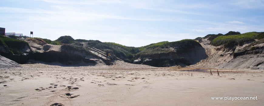 Cliff at Praia do Rei do Cortiço Beach