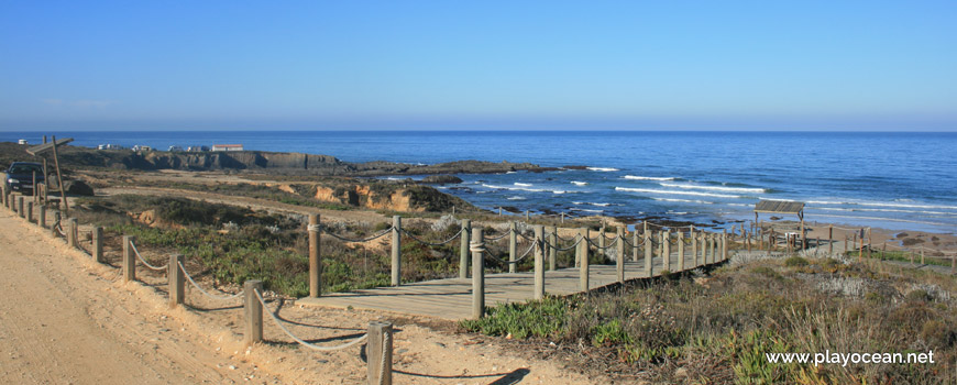 Access to Praia de Almograve Beach