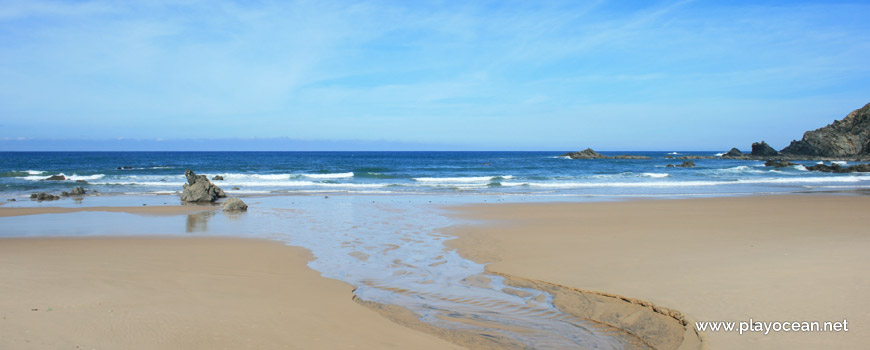 West at Praia do Machado Beach