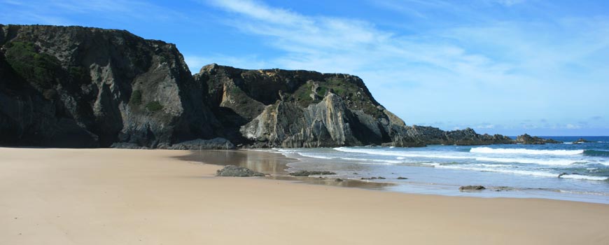 South part of Praia do Machado Beach