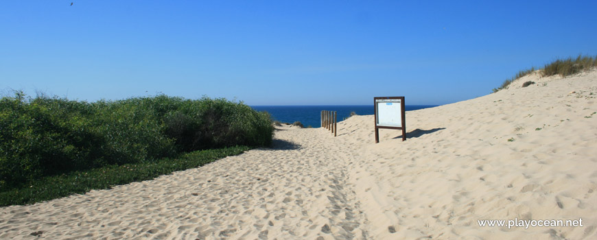 Entrada, Praia do Malhão (Centro)