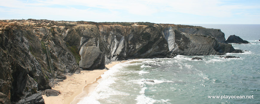 South at Praia de Nossa Senhora Beach