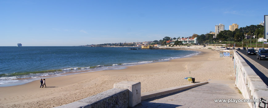 Access to Praia de Caxias Beach