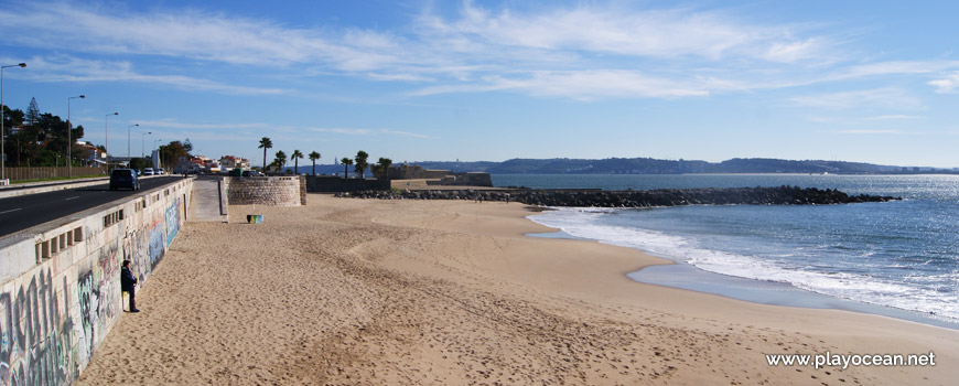 East at Praia de Caxias Beach