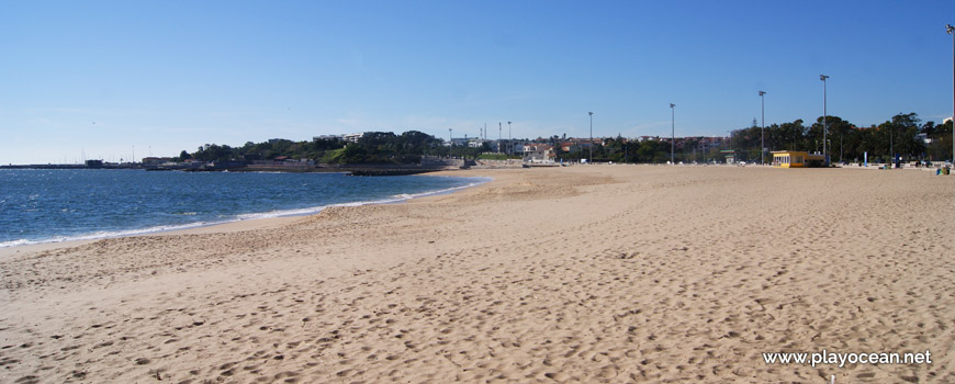 Oeste na Praia de Santo Amaro de Oeiras