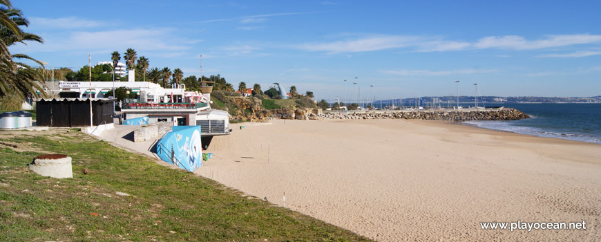 East at Praia da Torre Beach