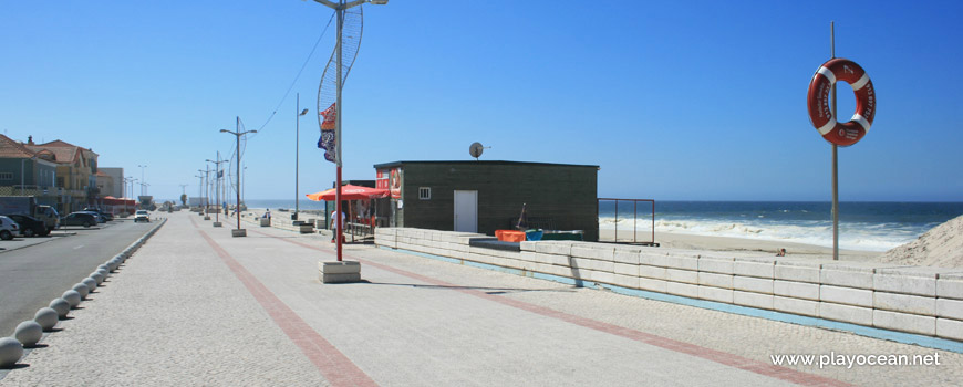 Seaside road at Praia do Furadouro Beach